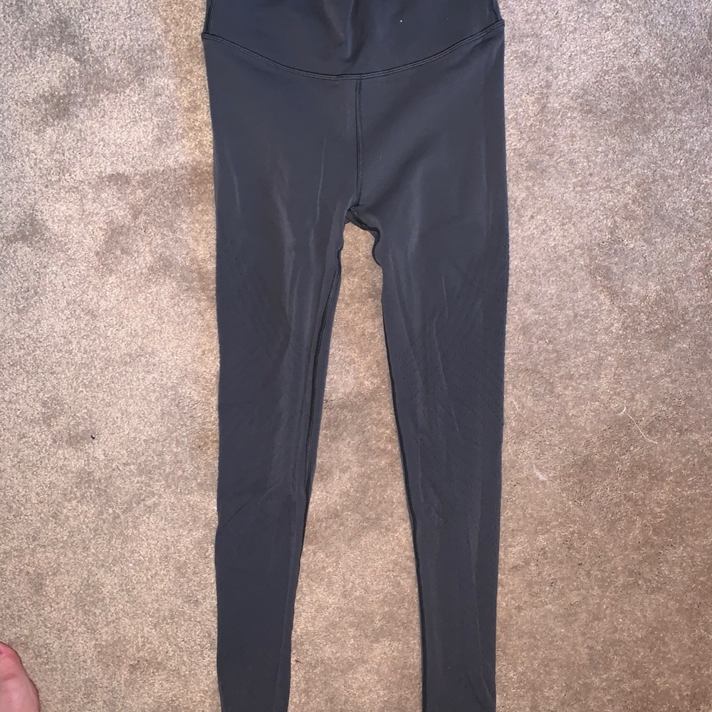 Lululemon reveal tight